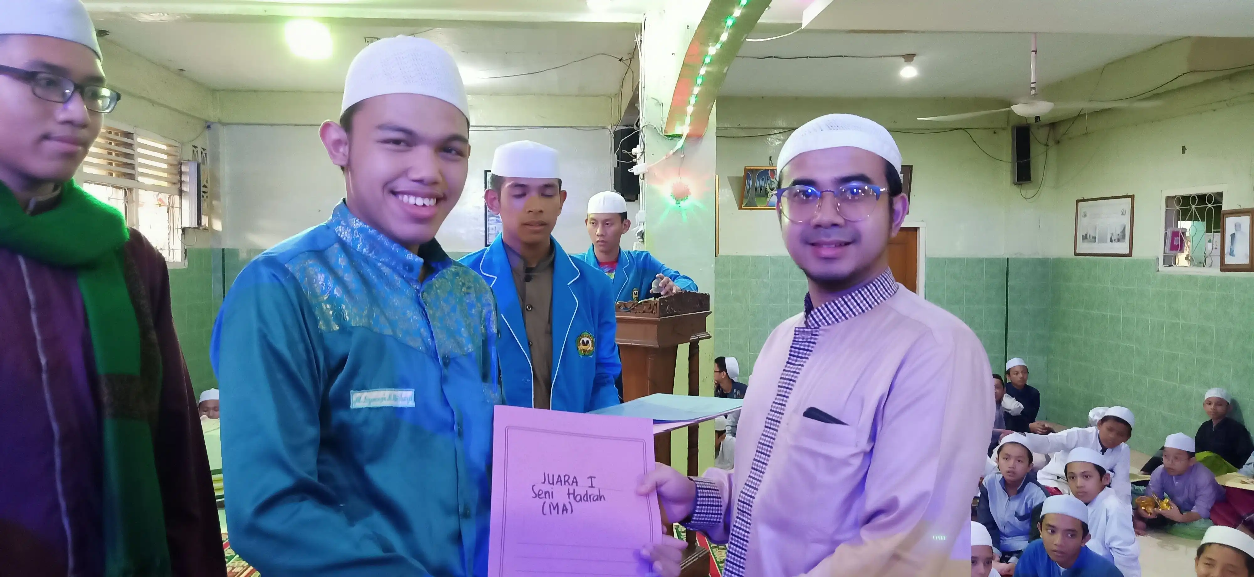 Pembagian Hadiah 83